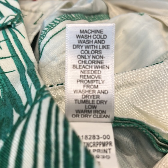 SOLD Banana Republic Palm Print Pant Size 0P - Picture 10 of 10